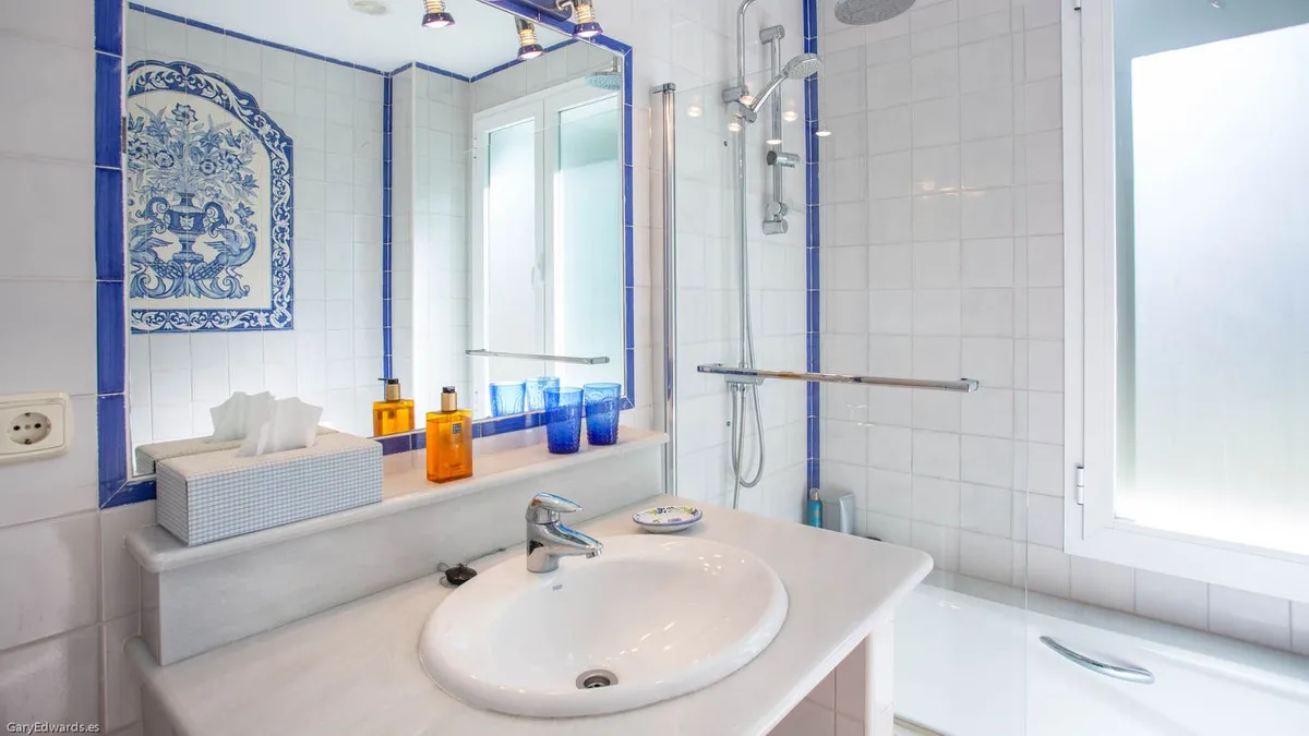 04d68467-7bcb-46f3-b93d-425b4d83021e