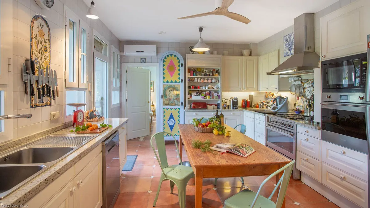 1e4790c4-3a0e-4473-9248-d26fa1126a8b