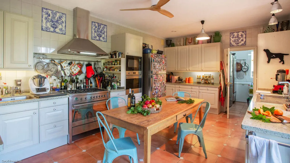 258ffa53-c206-4c62-8f9e-ab609bd121e8