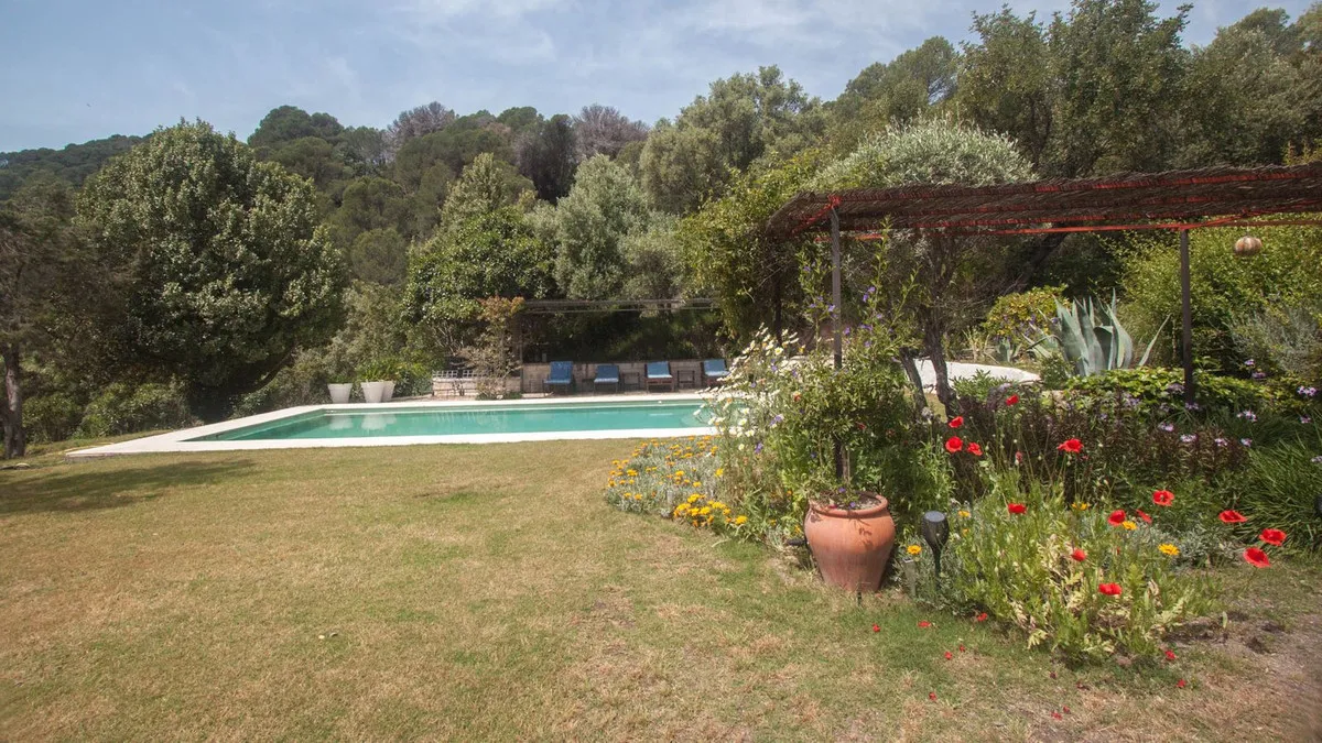 27834bc7-0bdd-4bf5-bcb4-a09493ae5e21