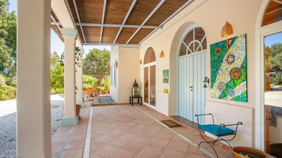 2fff20ac-2432-4d63-8c20-bbfdd43cec8f