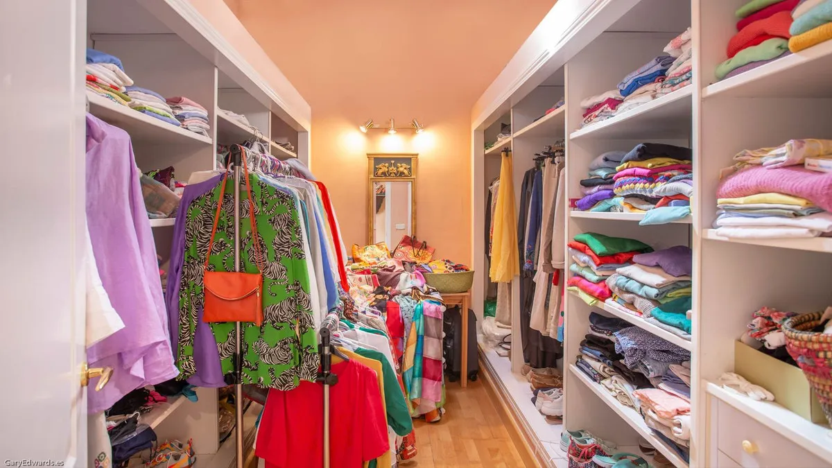 c2295f83-eae7-4ca0-838d-a773377b2b5c