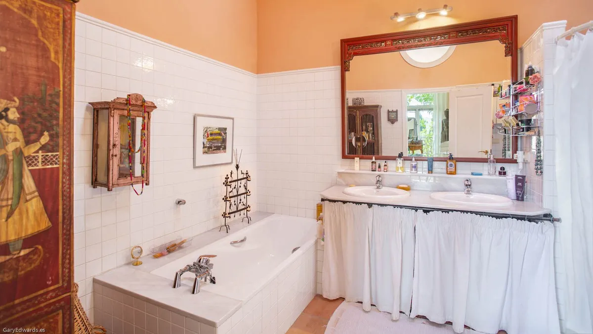 ccd8aadd-2b1e-42ea-a384-5af22f25f625