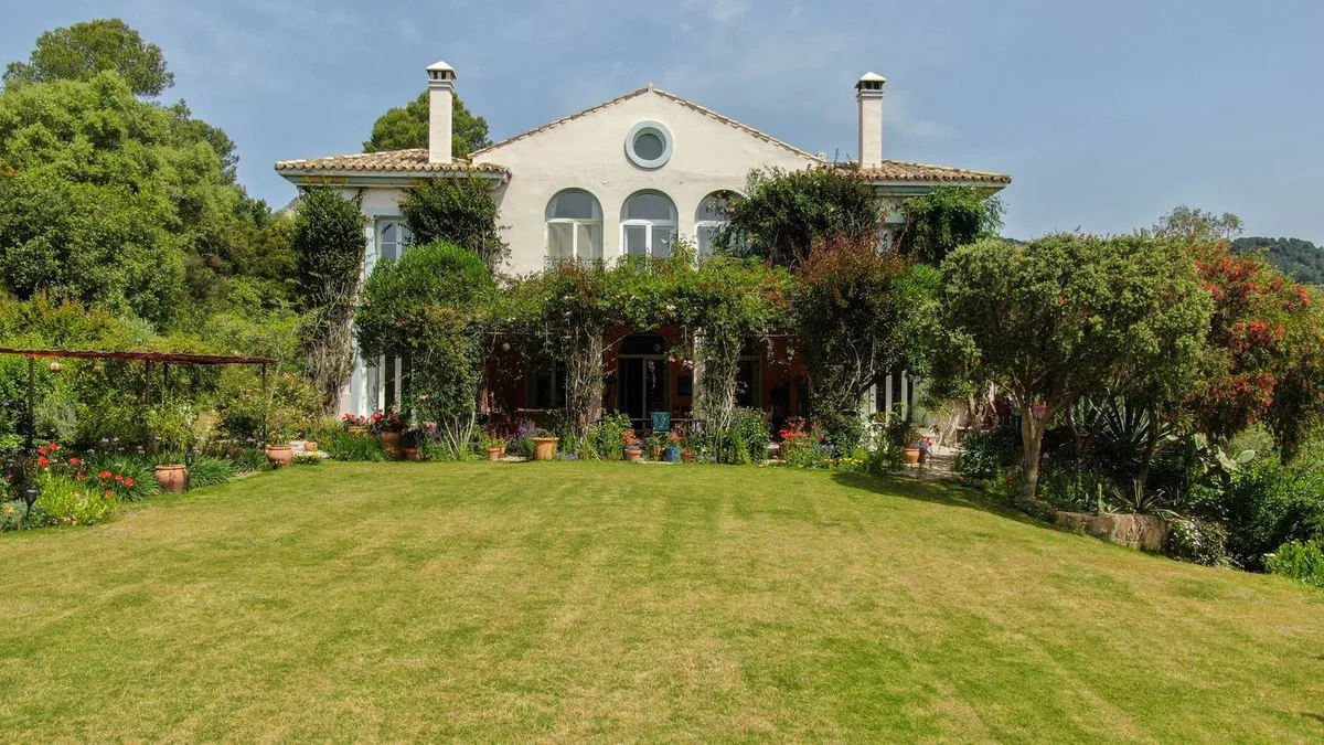 fdc143c3-7418-4c38-8007-b0694960b2ea