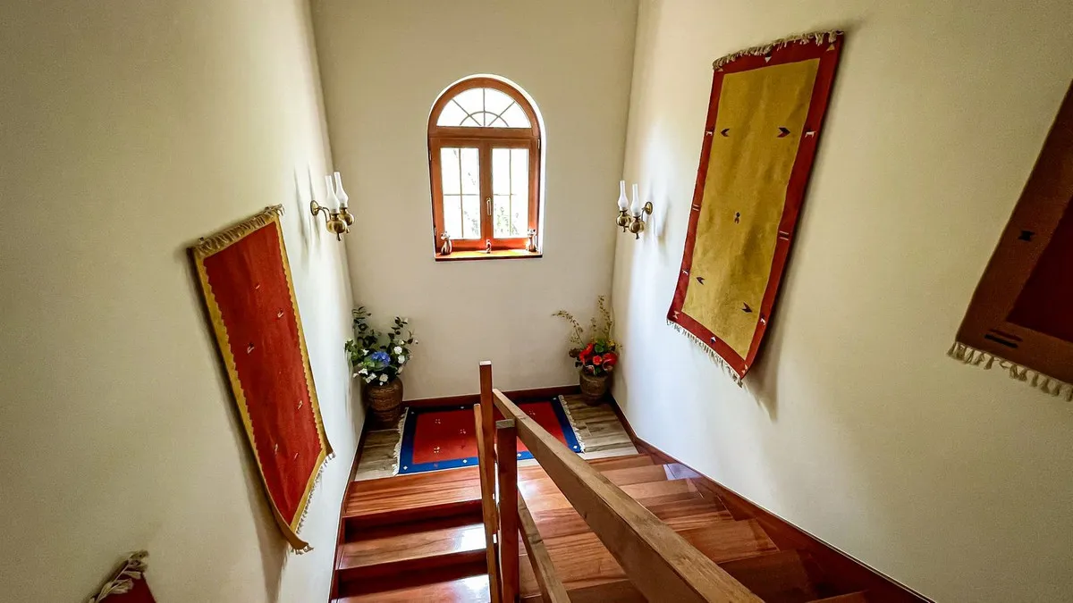 0b57bc90-3ecd-4676-8824-08057d87b3a2