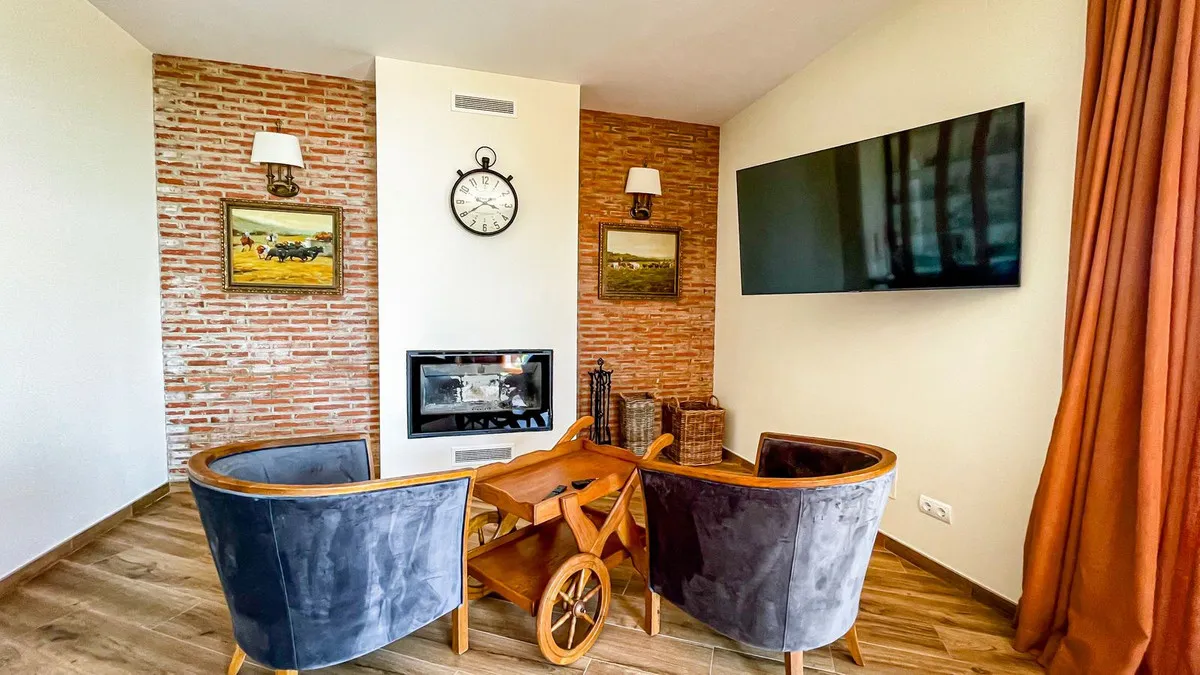 b377eaab-8b3a-4c17-98c7-286acd7c63a9