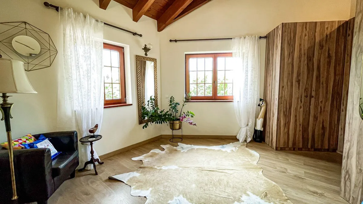 ec4d2ab6-c3aa-4cbf-9a82-a91ce6ce4c41