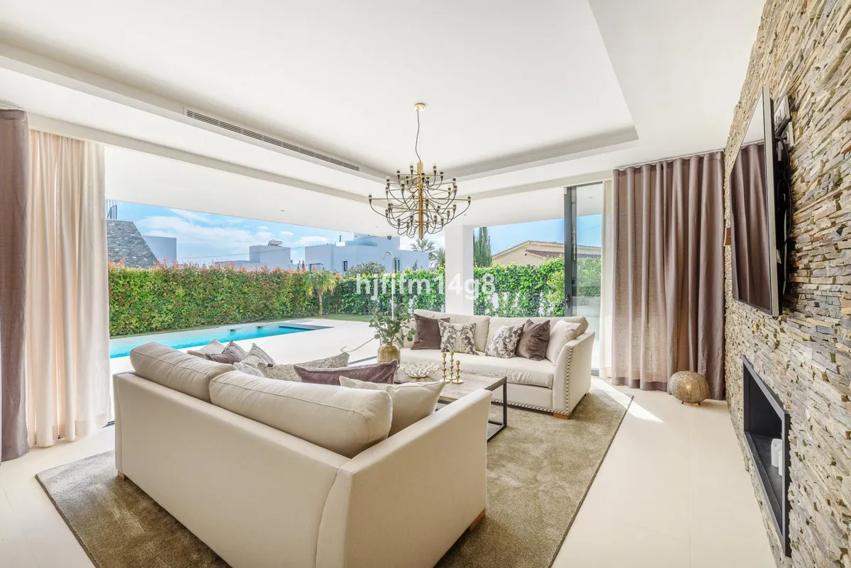 6ffa98dc-ace3-4423-accc-e8a2f7c96875