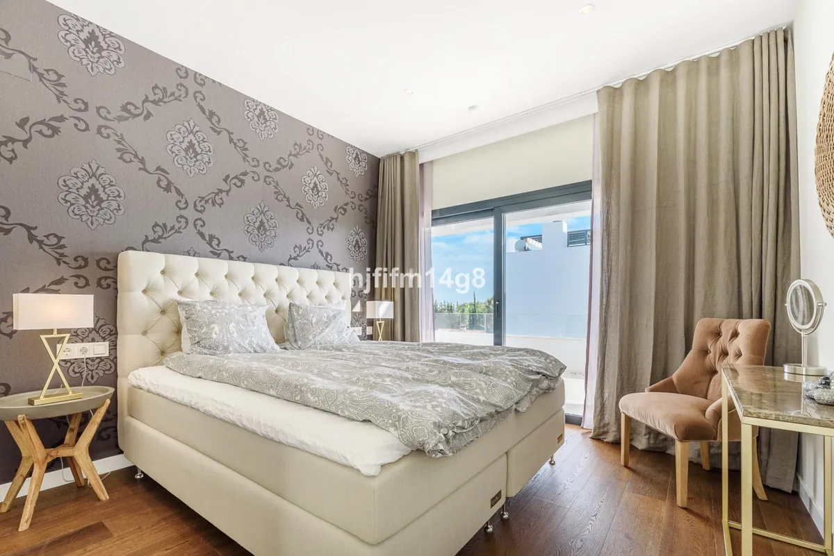 87a1e37e-1d81-443e-86f6-b4f923569fe6