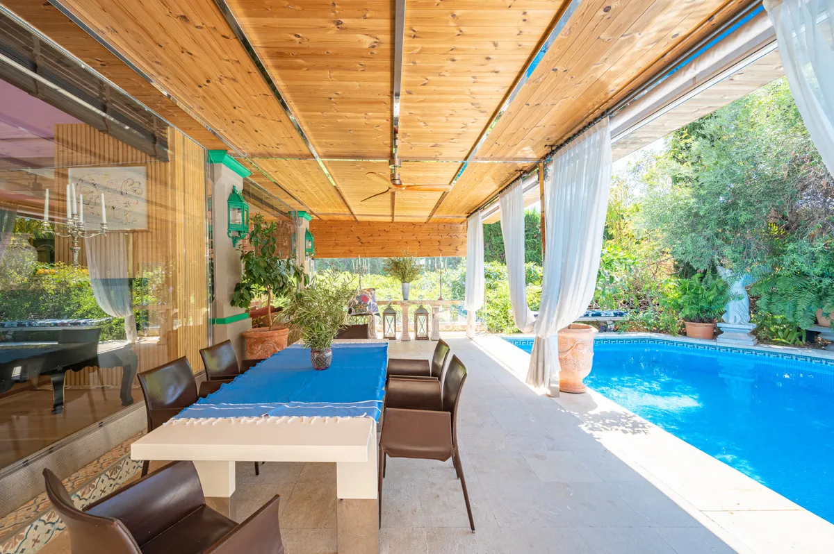 c2a812eb-1d5b-468f-9dce-3263c2ee776a