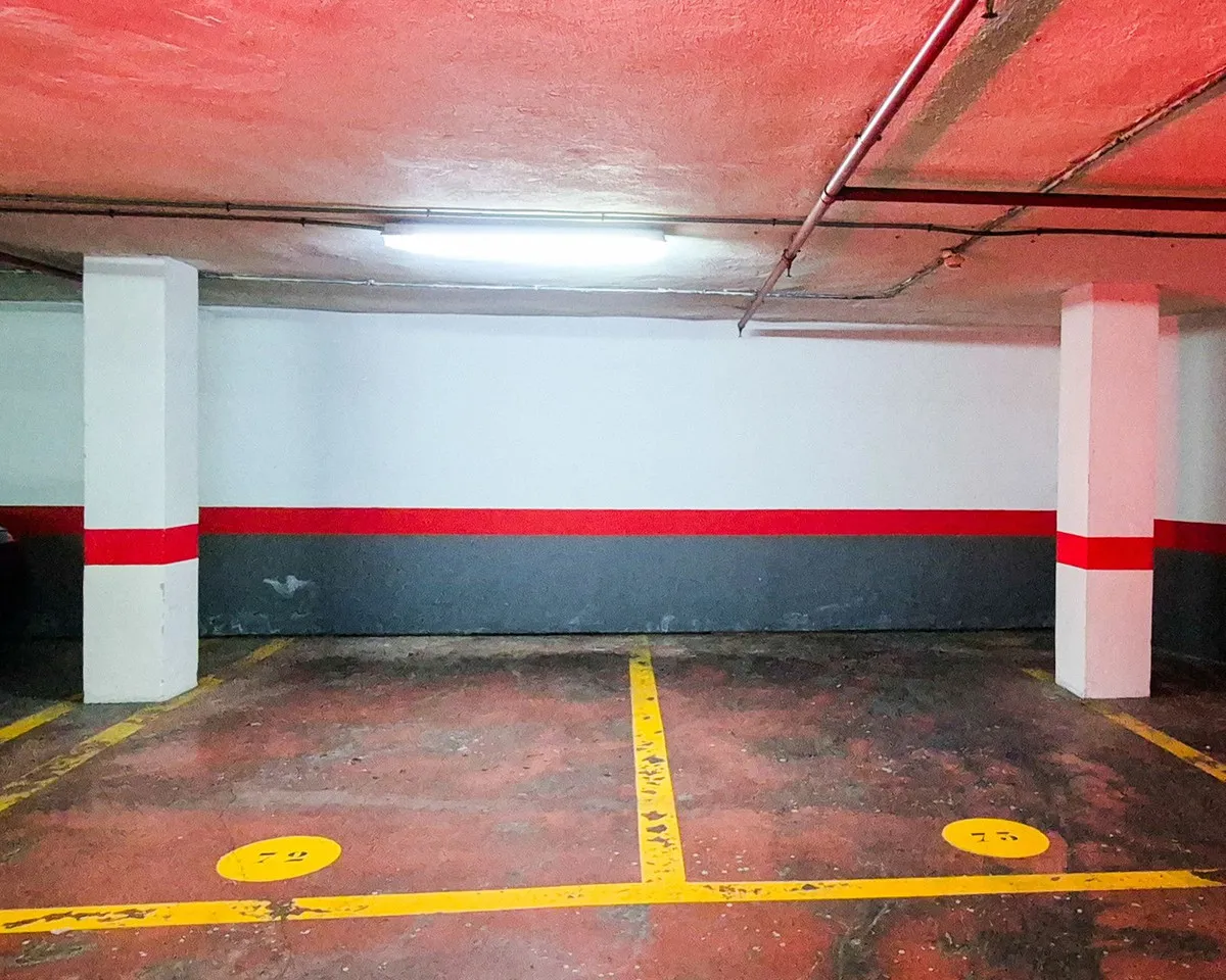 214c0b21-fe76-48a3-afc0-4c941dc32e9c