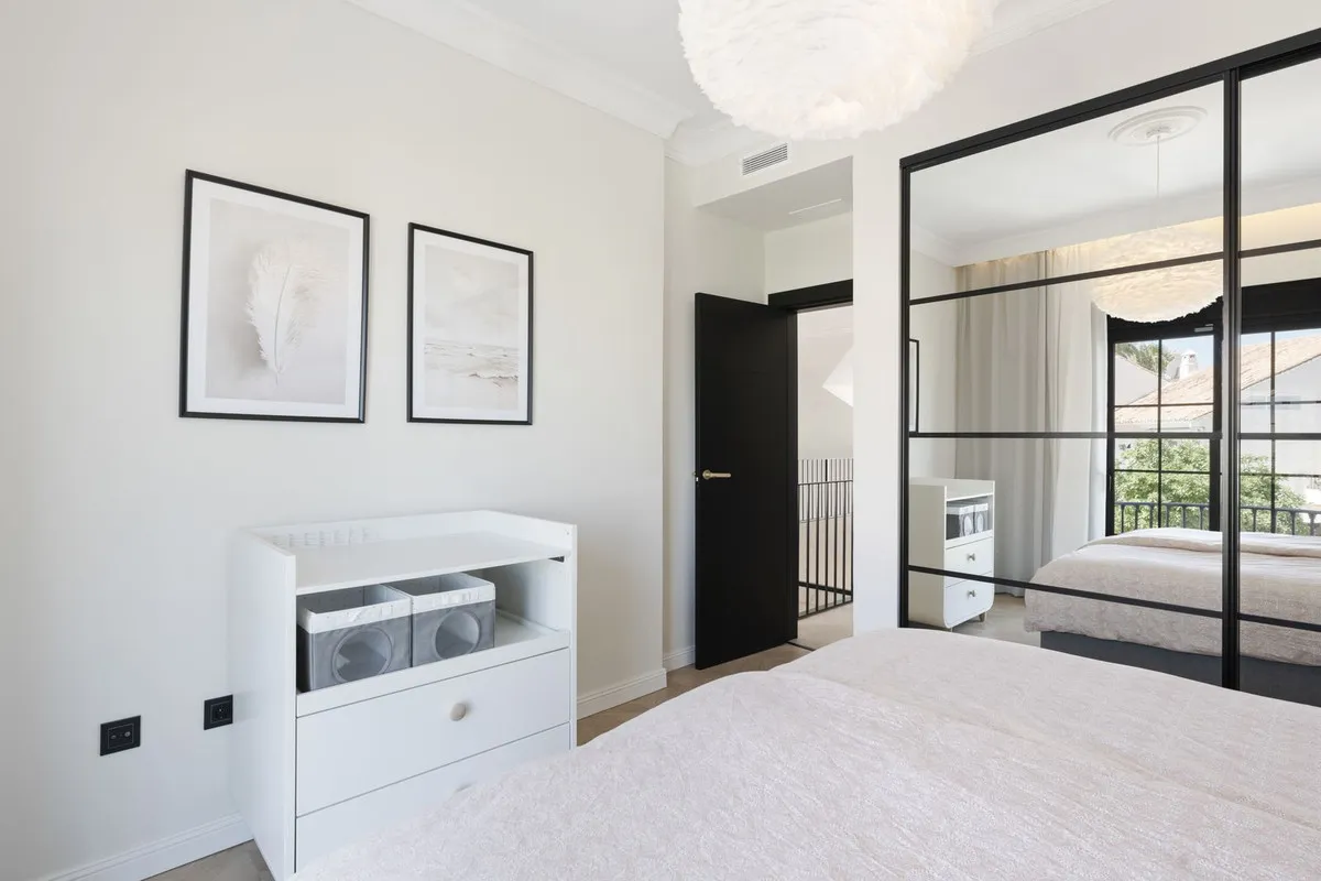 dfa64ffd-0b9c-436d-987b-94c1f4036742