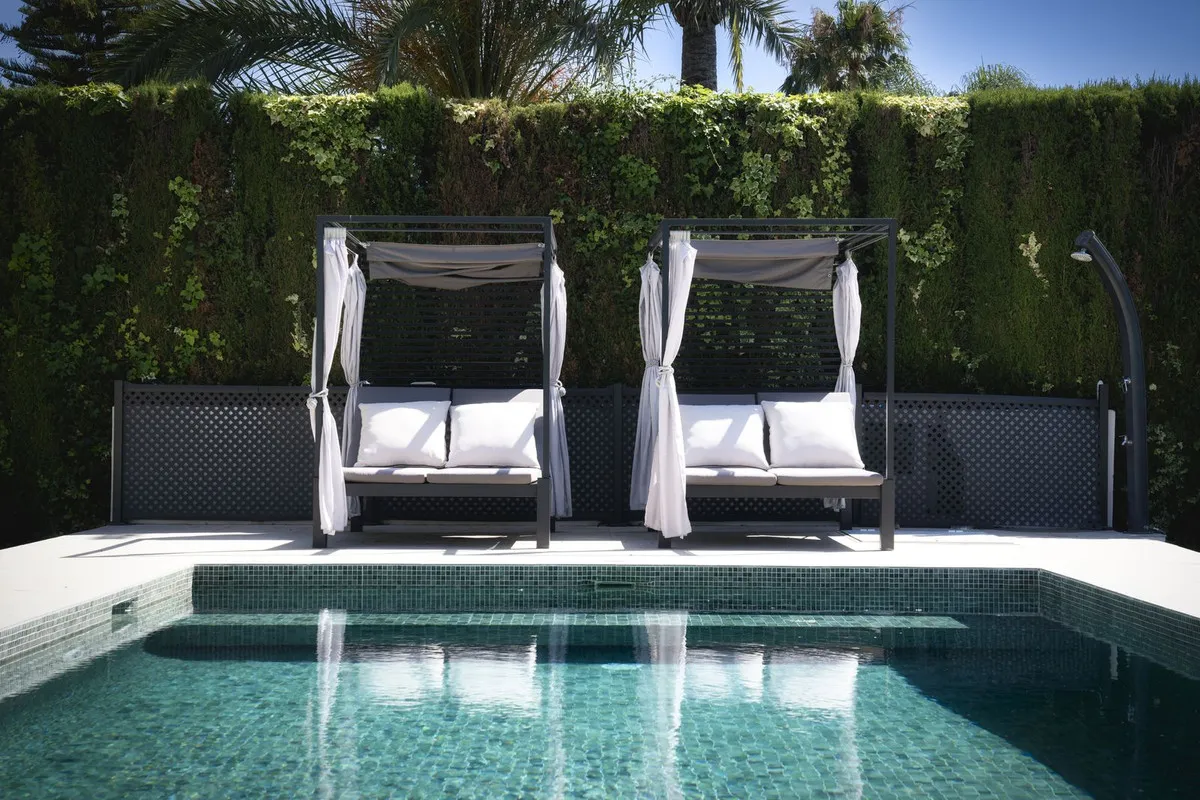 ed839552-119b-4562-a1ac-8d008163d844