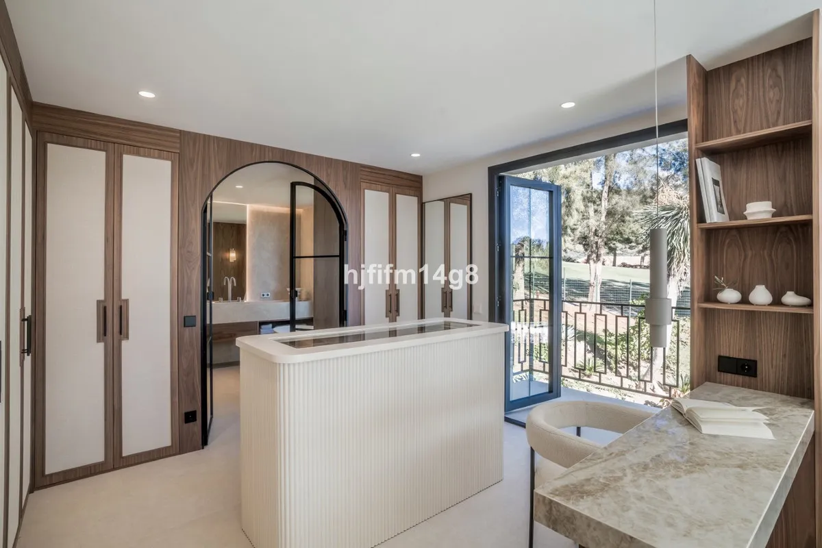 6d4c3f05-e9ae-4bbb-877d-3f0b7993b7db