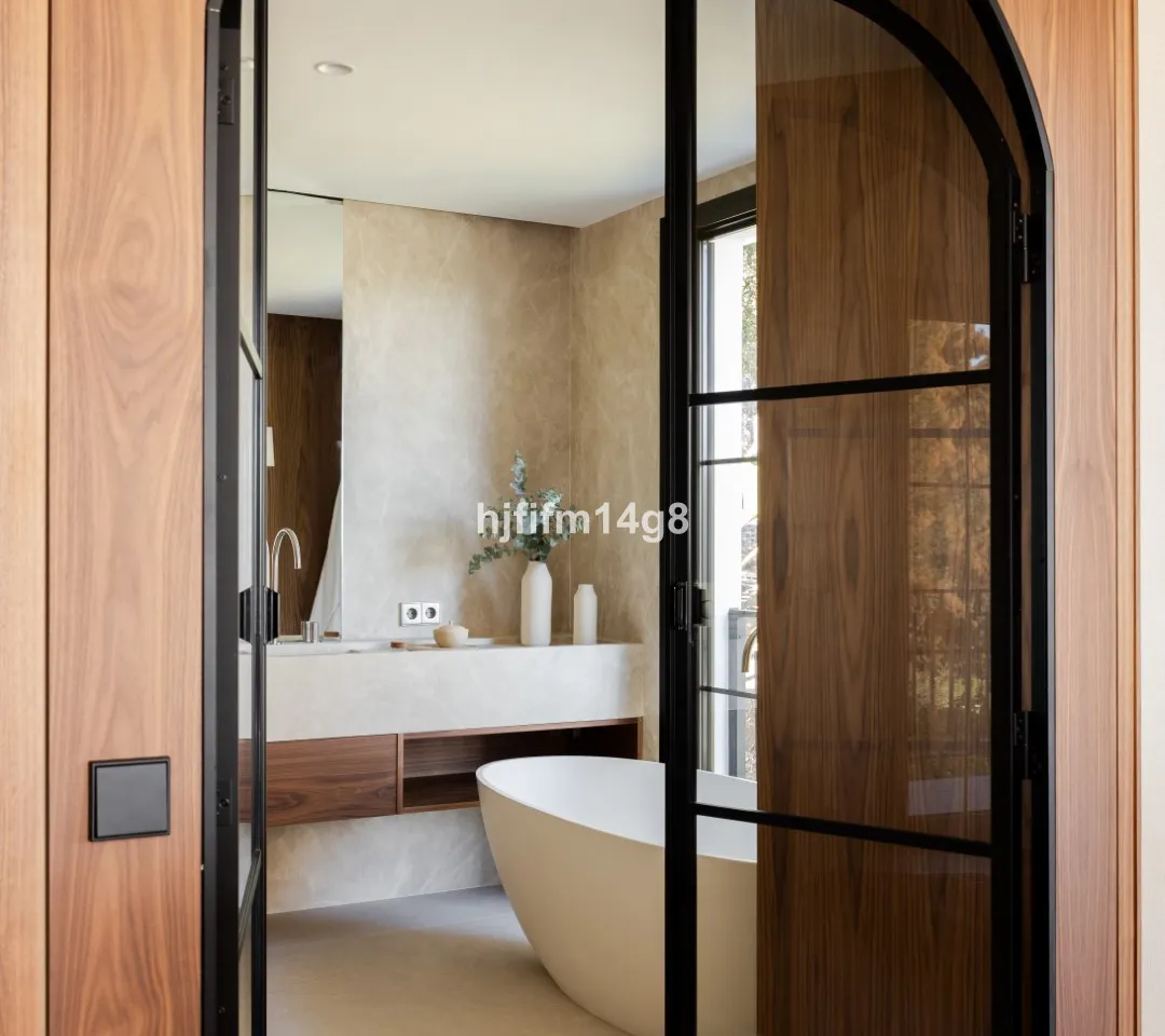 749ba1c6-9cfd-4650-86ef-ea235262e5a9