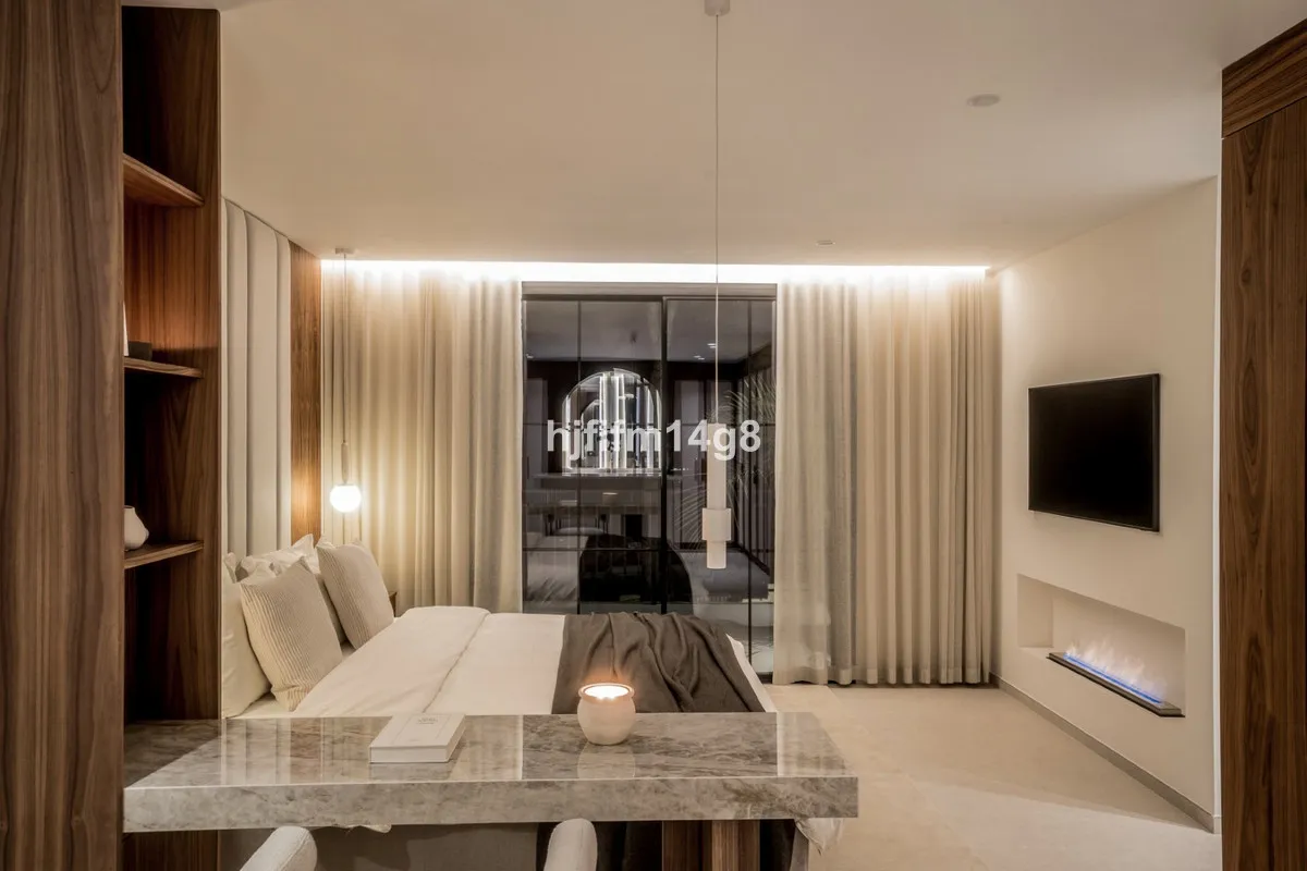 c3024788-d523-42bb-8aec-68ff48e106d2