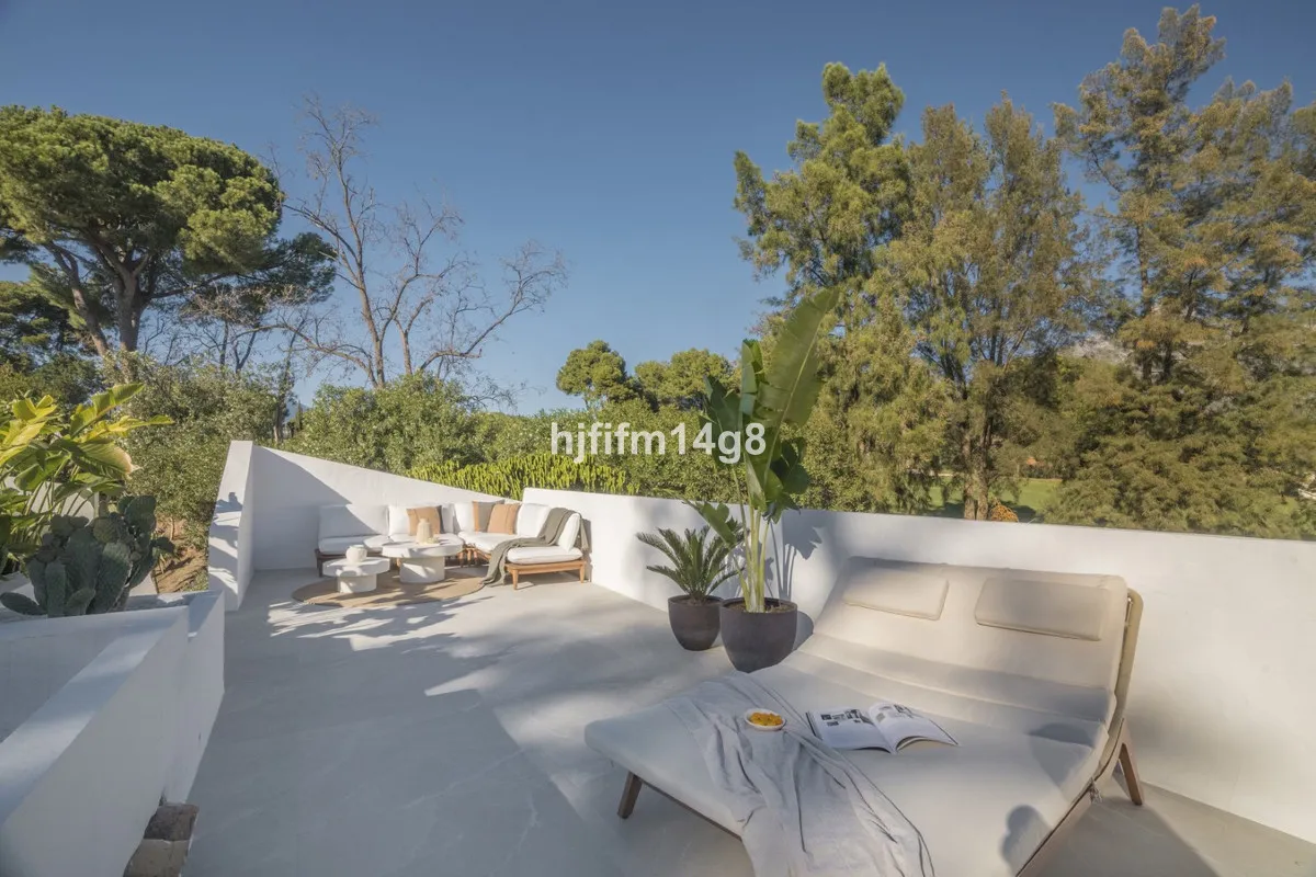 efbdb615-e128-4bc8-b993-13b270ba911b