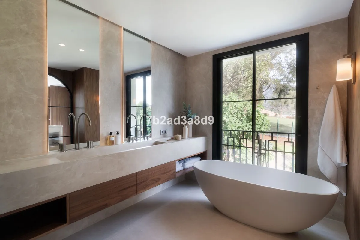 20d63eef-a575-446a-806c-b24cba0ac3f0