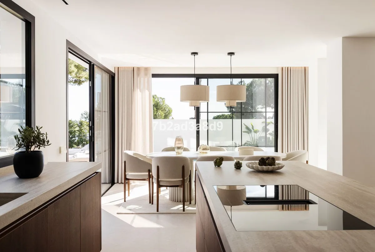 e692bcd6-3a9c-47e3-affc-b9d8ec2ca91b