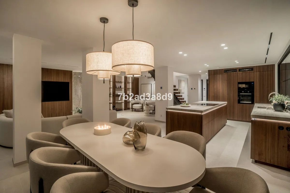 f669a94a-88e8-44f1-8b10-e0cff3efdb99