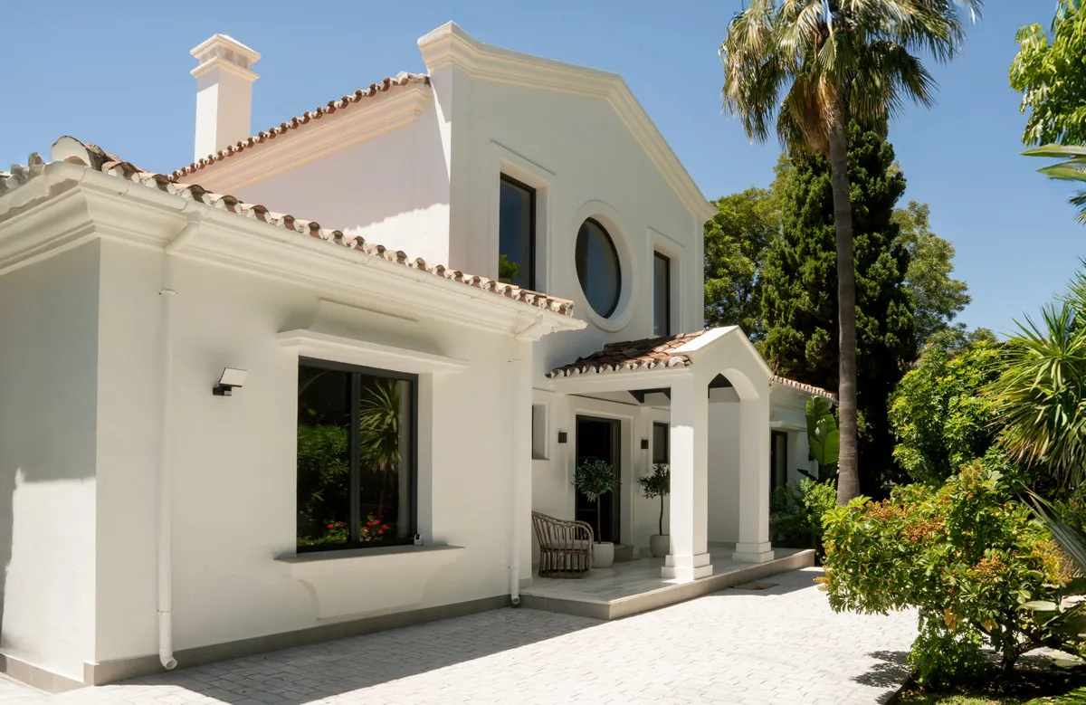 beabf213-1088-43ef-9d49-ef573755838e