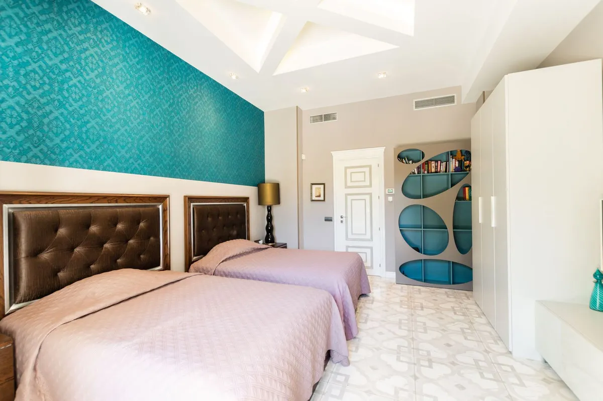 113ad5ce-c40a-43b7-9484-cc251e20601d