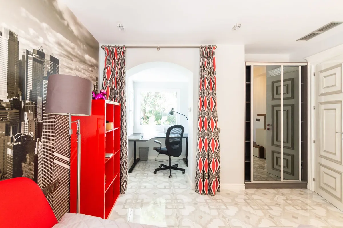 37e7dcf6-6e2c-4466-9577-6cee662ccccb