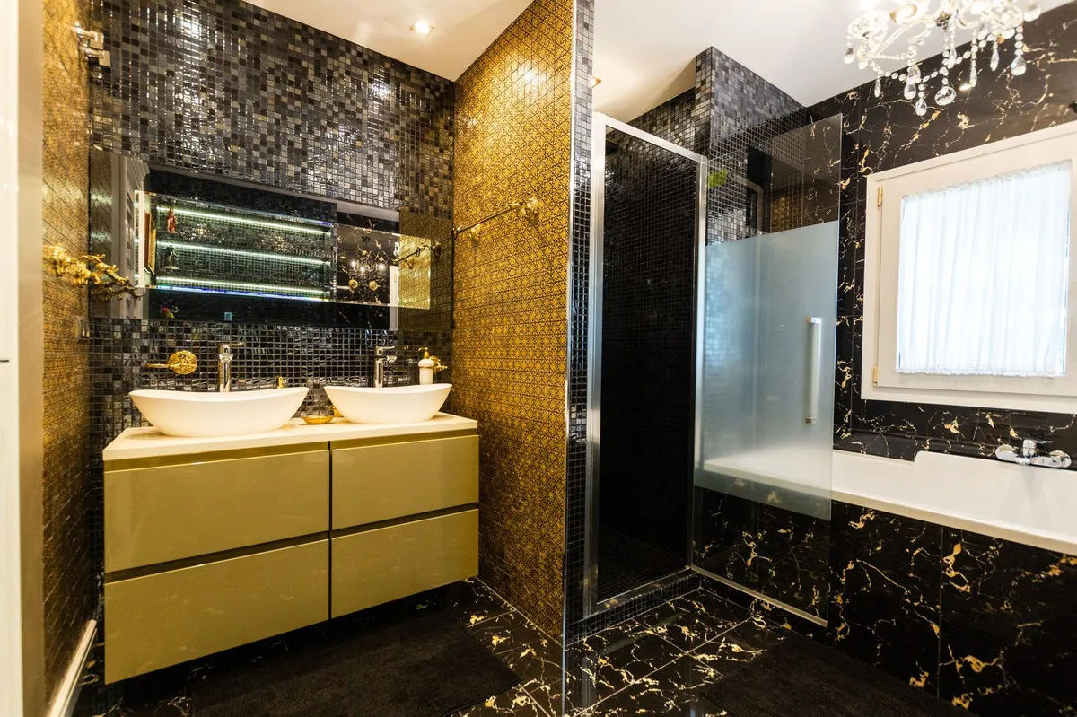 557d9c46-91cb-4027-9e06-b0cd41fe5020