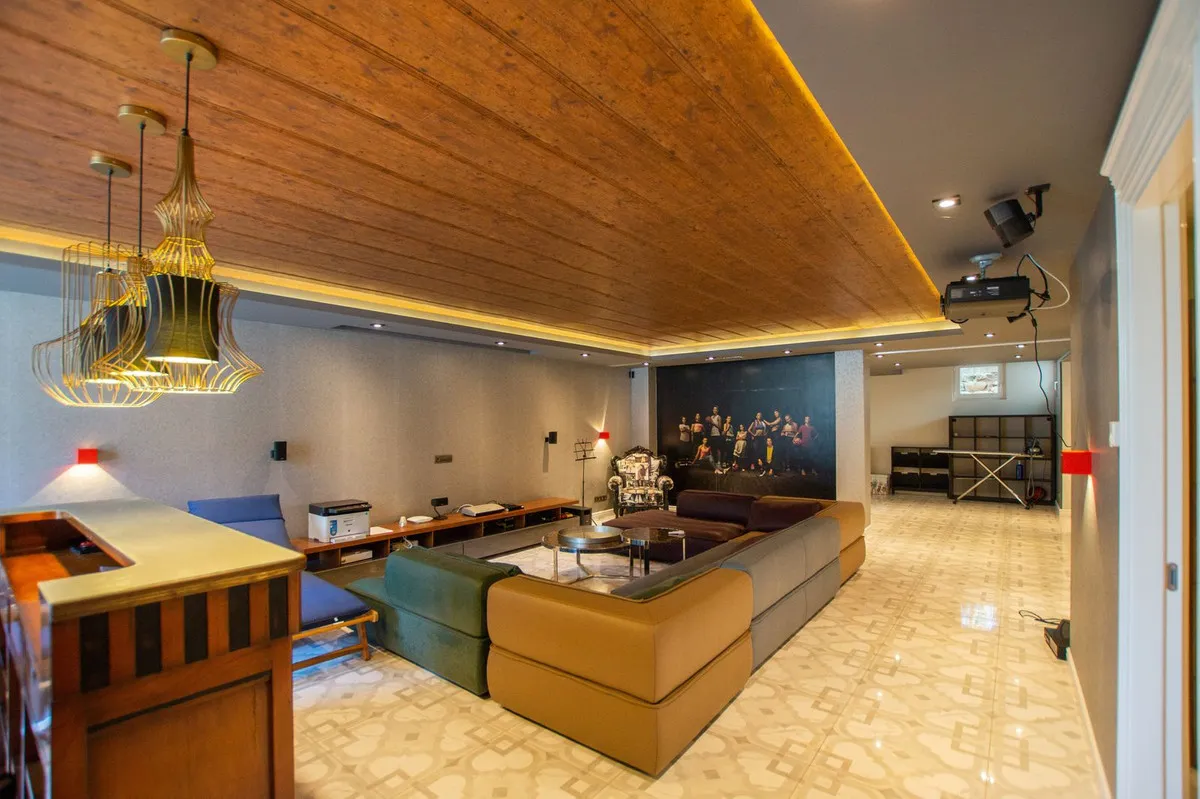 62ca644a-f4ad-4c8f-bfc5-d45368e38567