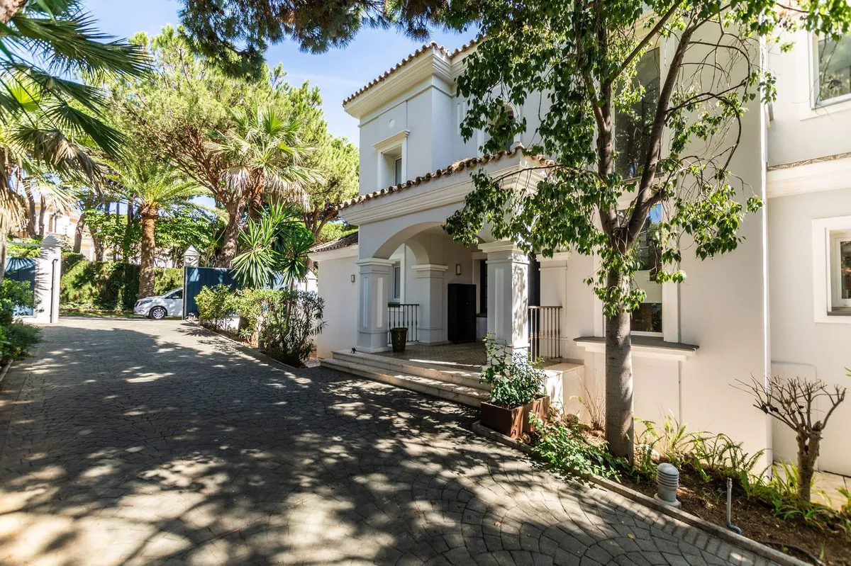 d3b8dfb1-ec49-4645-bdb4-1931af3ab776