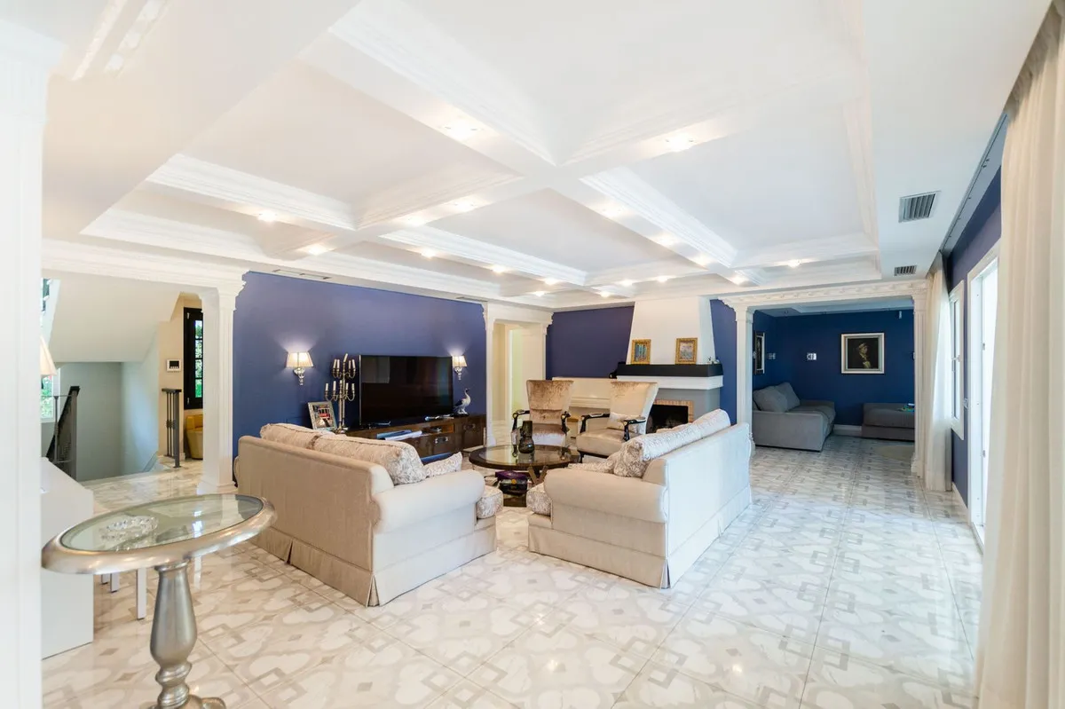 e0a8bf4a-0b69-4162-af71-a3a3cbc5103d