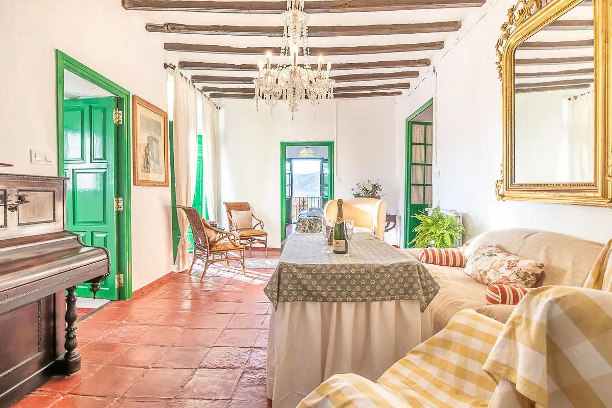 5f7d838b-09b4-4e5d-a4fa-018035e02365