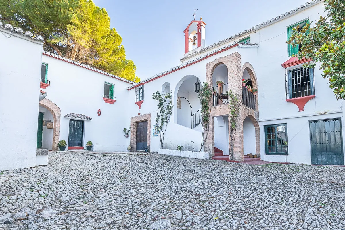 93a2ea89-ef21-4a79-8f4b-0fbaf01be2b6