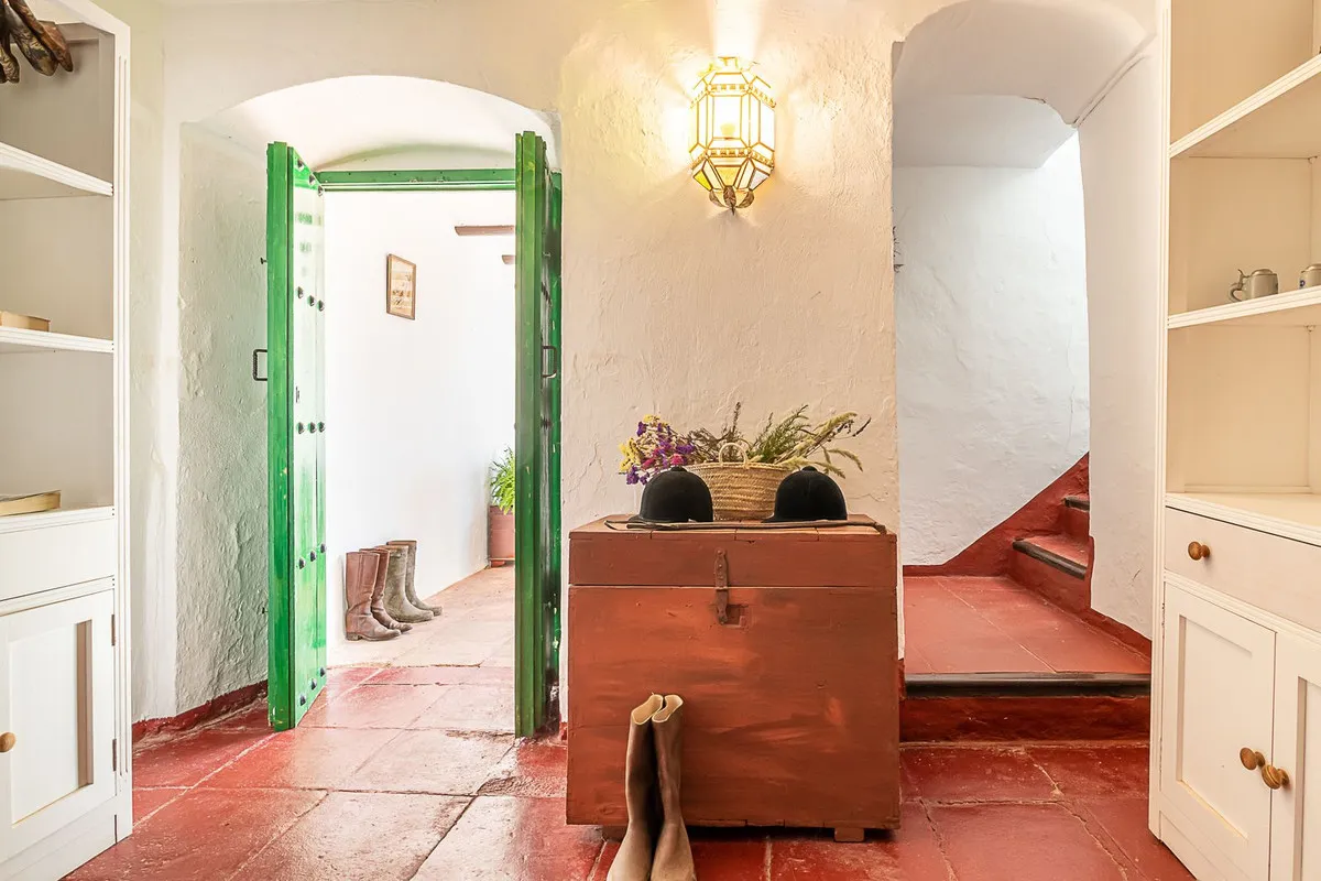 9dbabfb0-62e3-4b87-8e7f-4be9eeb6c7fc