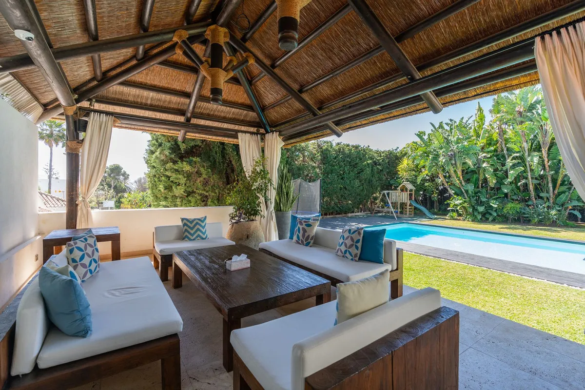 04b520f3-4192-4136-8862-c9935edffbc1