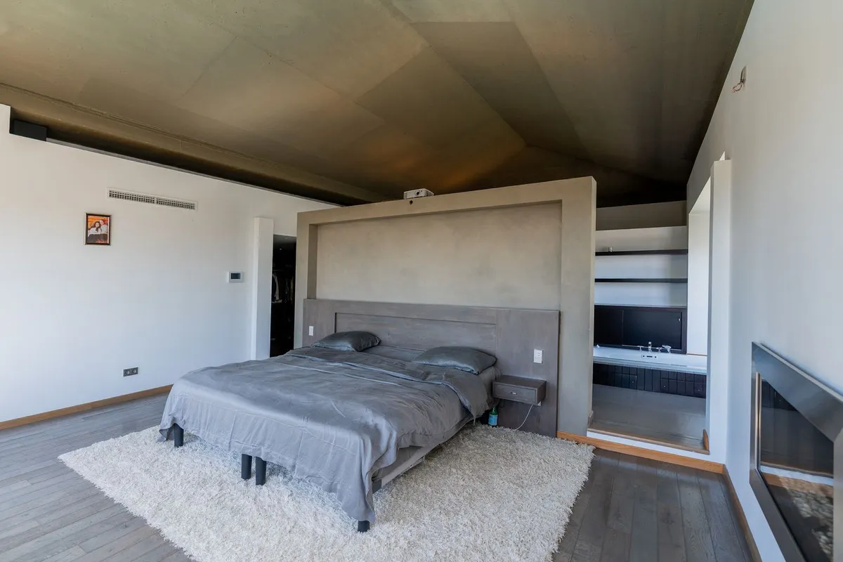 0fc6fc6d-3705-4bd0-b443-3a586d6d44f0