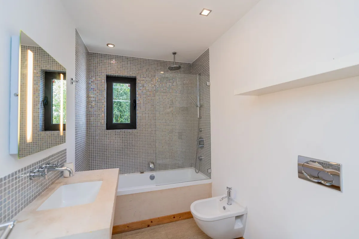 39be0f43-5acd-43a1-929d-92df71550f0c