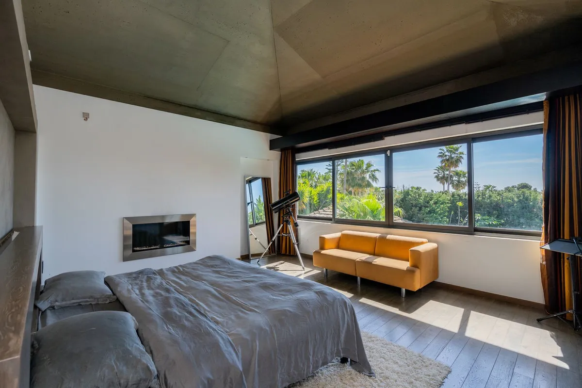 4b2ca962-4588-49cd-82f5-6635408bb026