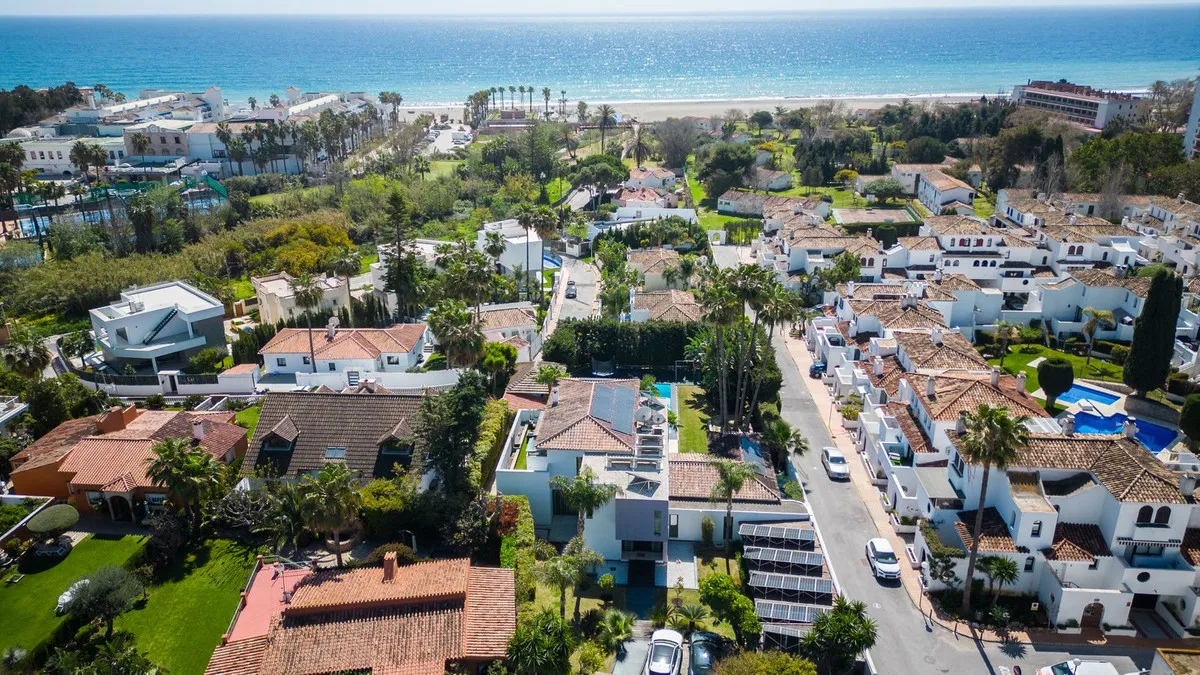 a6a4222a-31fb-473e-83d4-3f07c4db995d