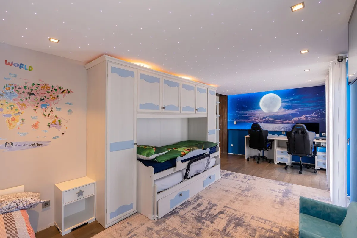 fc3c1bb0-5471-4ec6-8101-28cd59092e5e