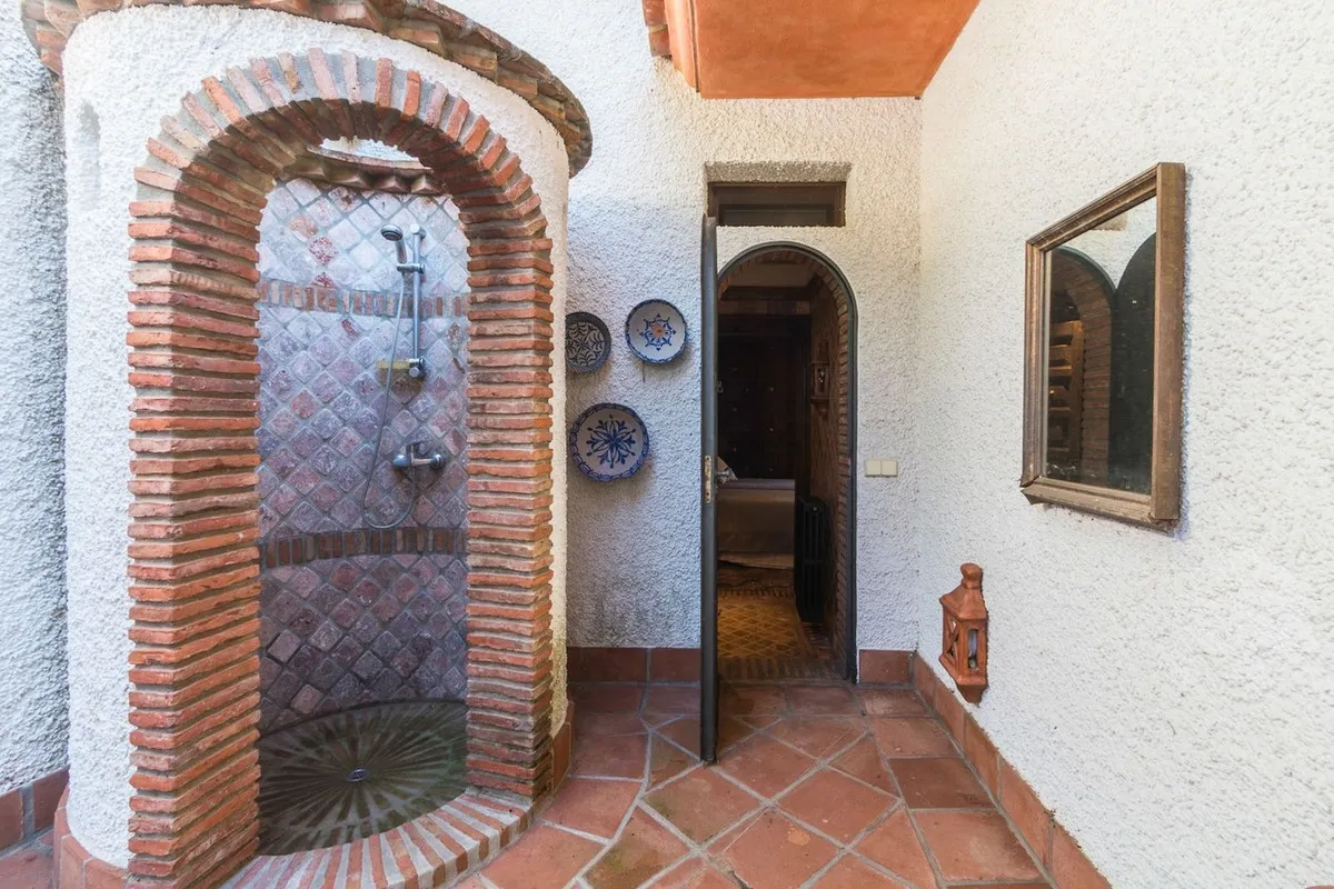 419e73f4-6483-4e64-9015-493981409f9e