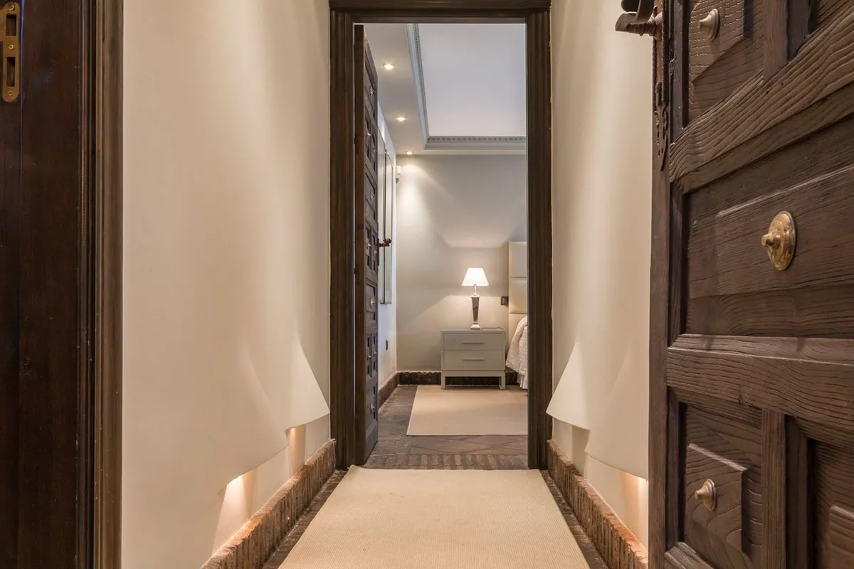 a2946d86-dde7-4cbd-aa37-9a1720901ef0