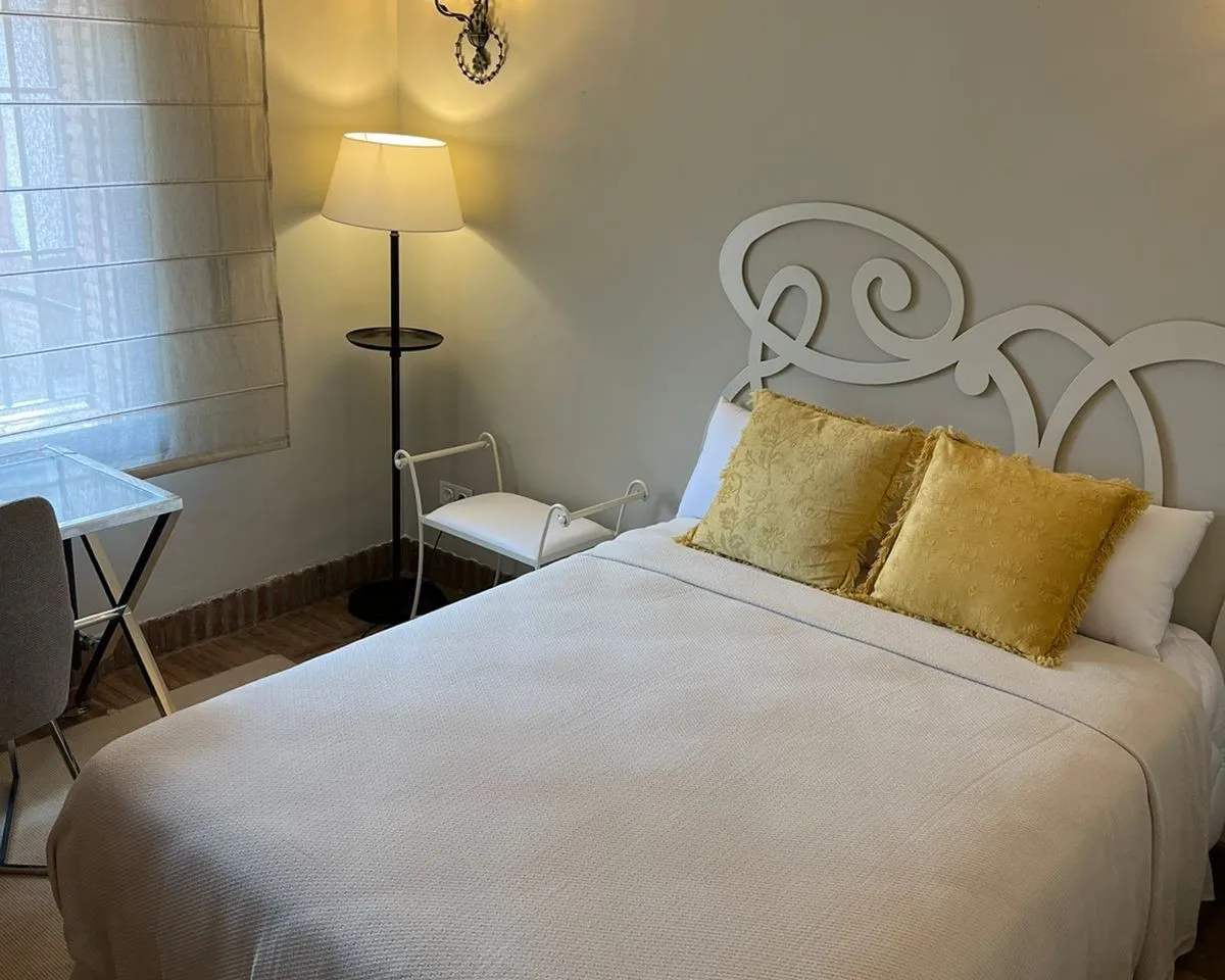 b6d336ed-2d86-40d2-9558-246f1683829f