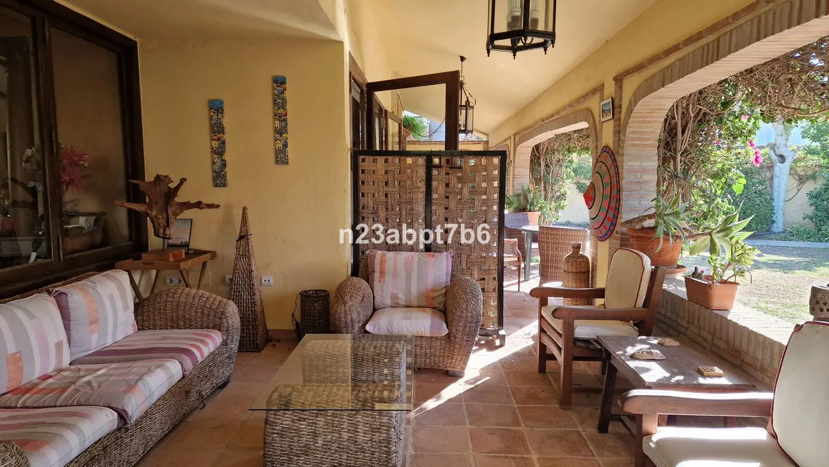 17b929e4-ce30-4a2a-853a-e6d90ed454c0