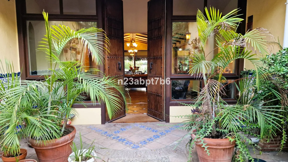 1acda917-6650-4c5f-982f-bd43169cf2d0