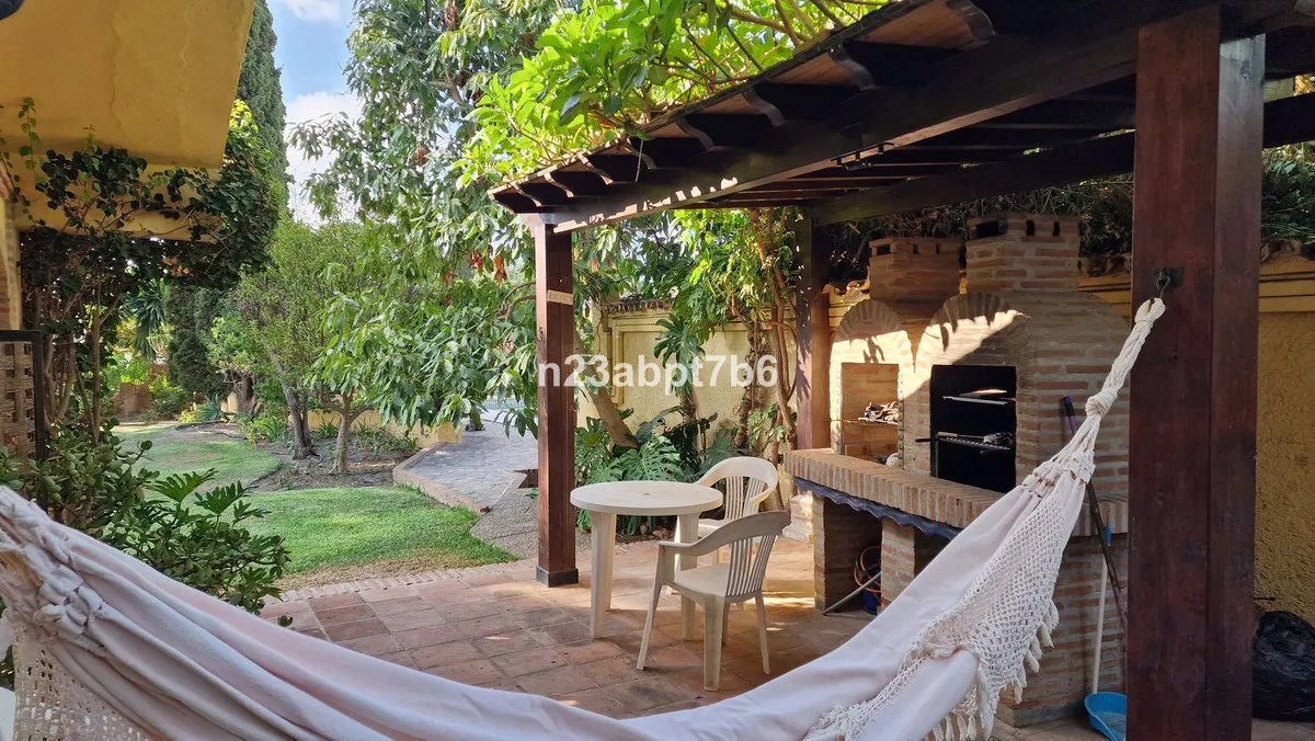 28ff853f-a6df-4aba-bf45-a2dea6c7d8ac