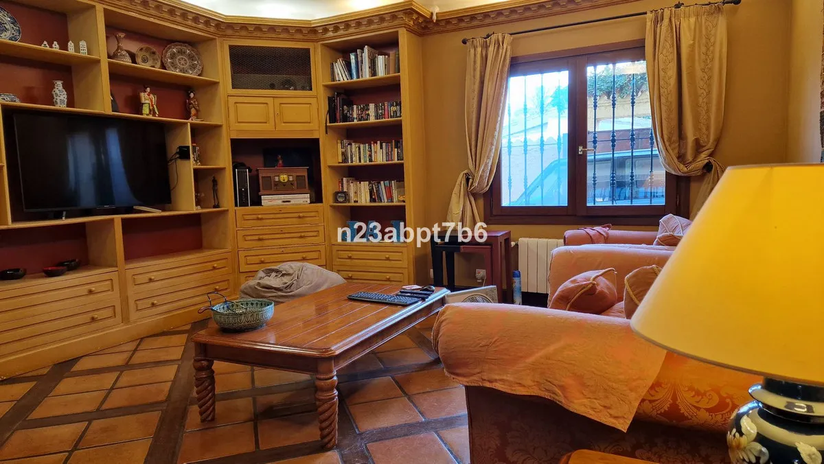 62c37c5b-940c-46ea-8838-f46a14b648bc