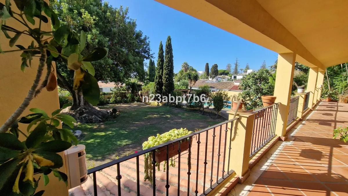 8ab9d1cb-76ed-4ff9-98b2-ada605a03c69