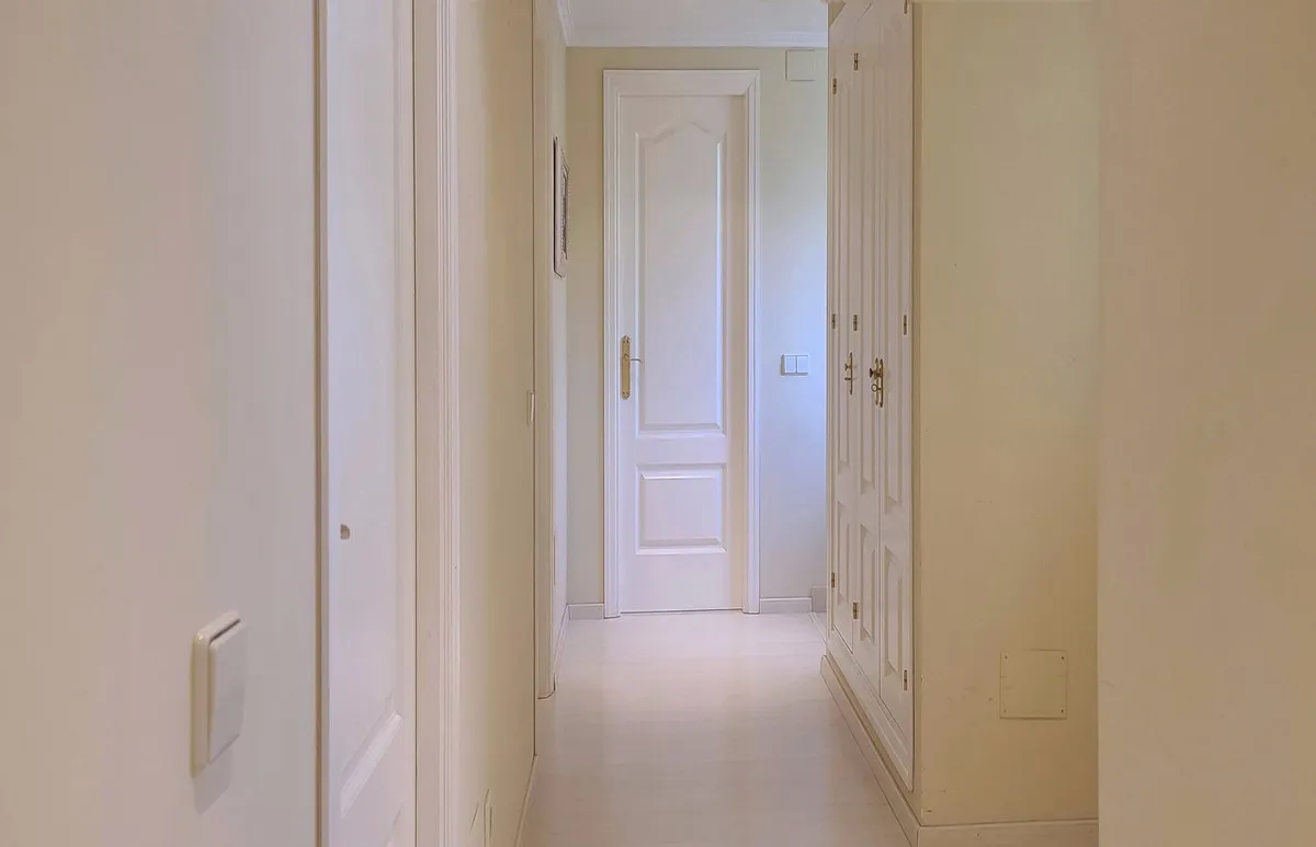 4cdf93ef-bc00-4b30-b818-1ffe72e4b34b