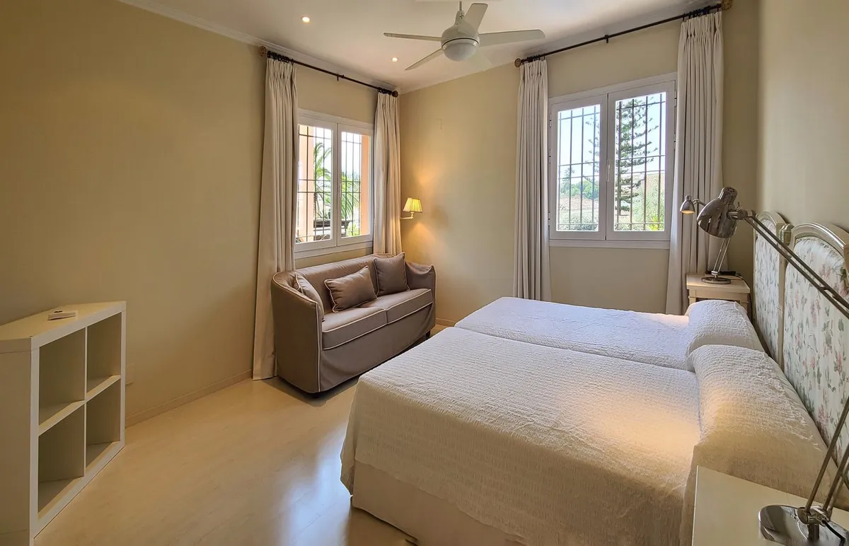 4ce55340-0610-40fa-be5f-a288a6c2e958